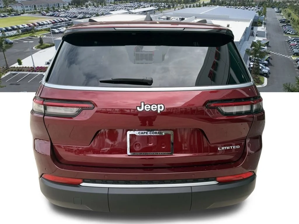 New 2026 Velvet Red Pearl-Coat Exterior Paint Jeep Limited image 5