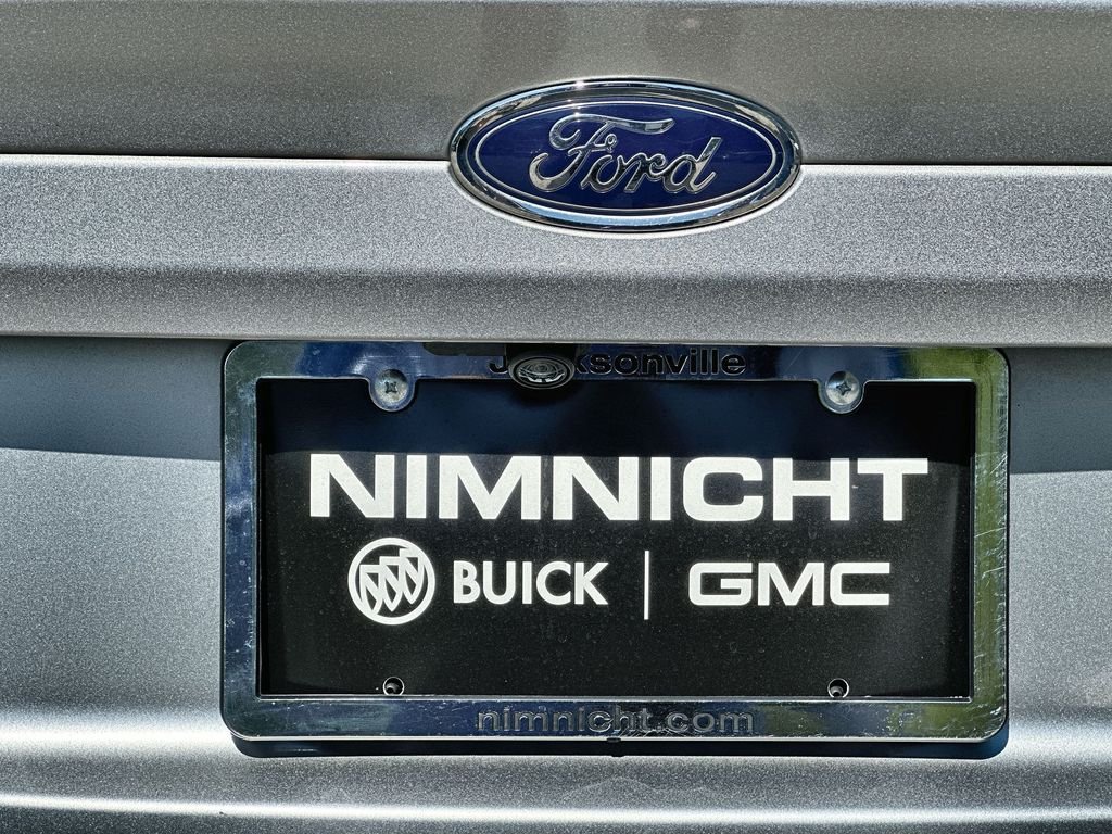 Used 2020  Ford Titanium image 32