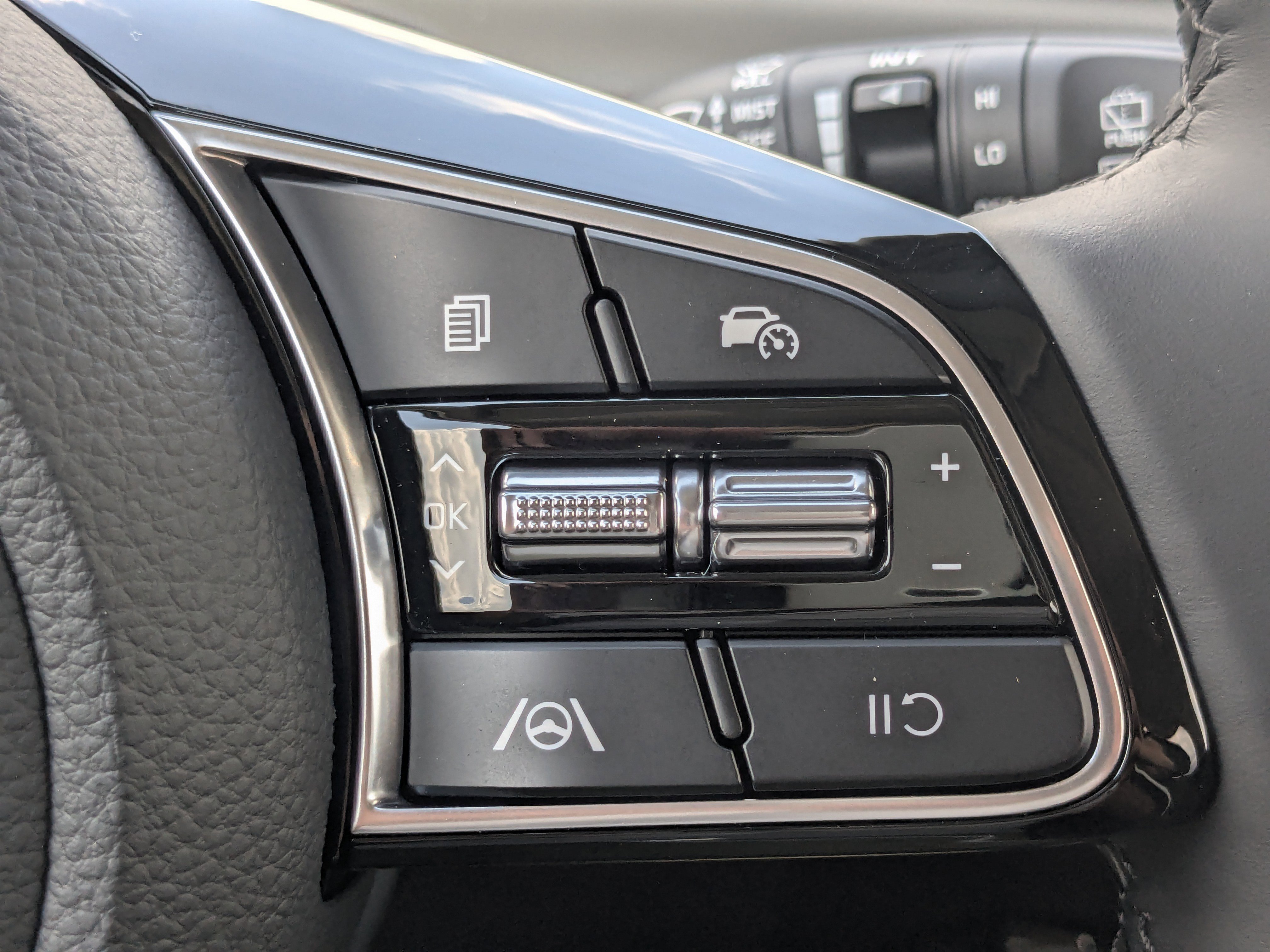 New 2026 Steel Gray Kia S image 33