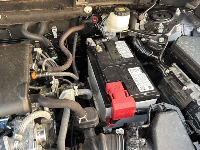 Certified Used 2024 MAGNETIC GRAY MET. Toyota  image 36