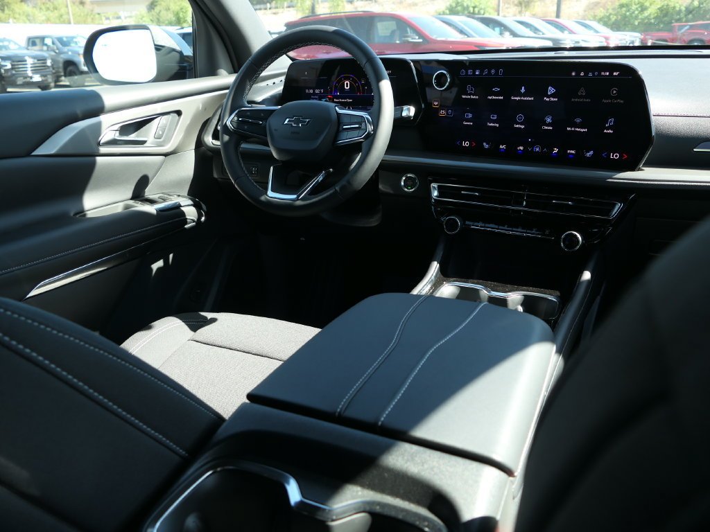 2027 Chevrolet Traverse LT - Photo 23