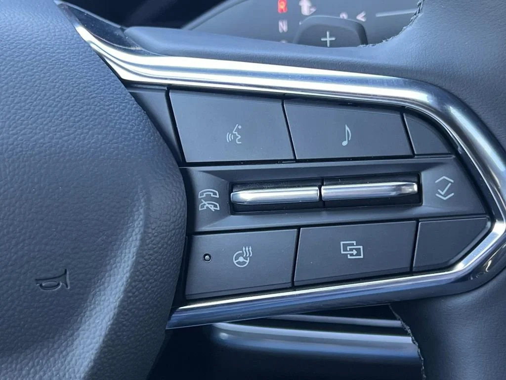 2026 Chevrolet Equinox LT - Photo 18