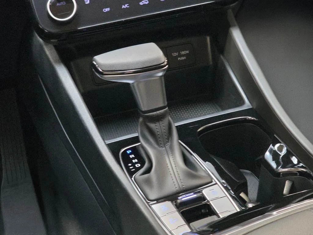 New 2026 Serenity White Pearl Hyundai SEL image 18
