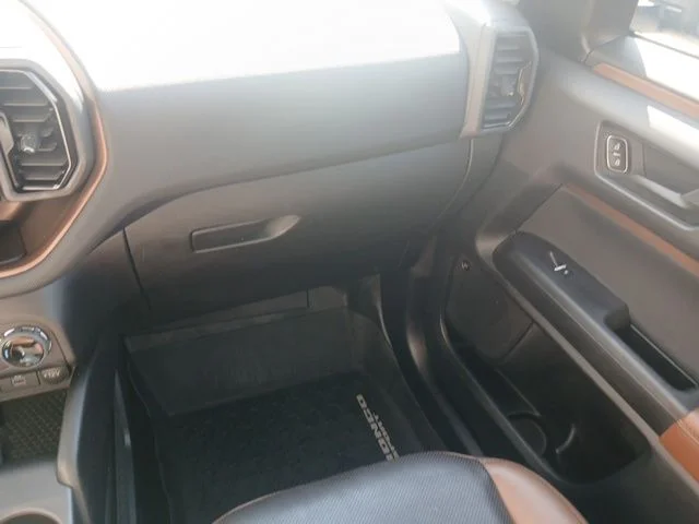 Used 2022 Blue Ford Badlands image 45