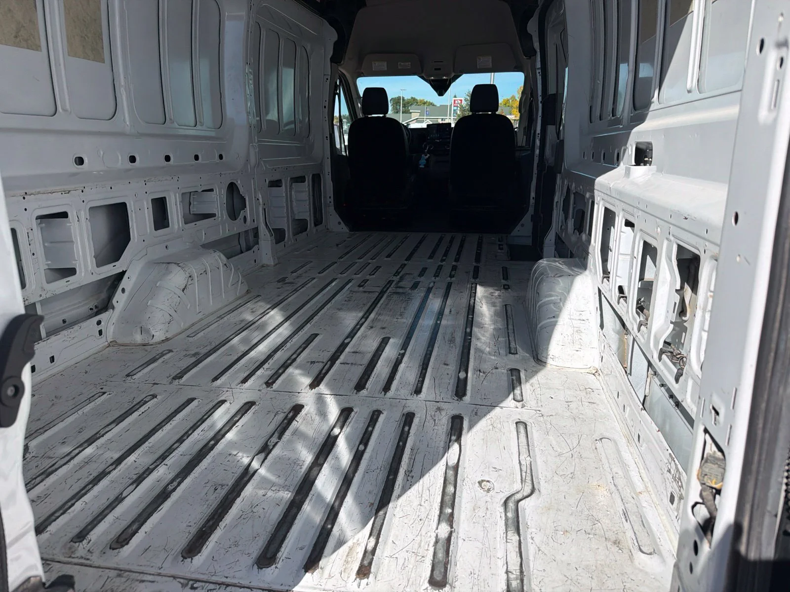 Used 2023 Oxford White Ford Base image 3