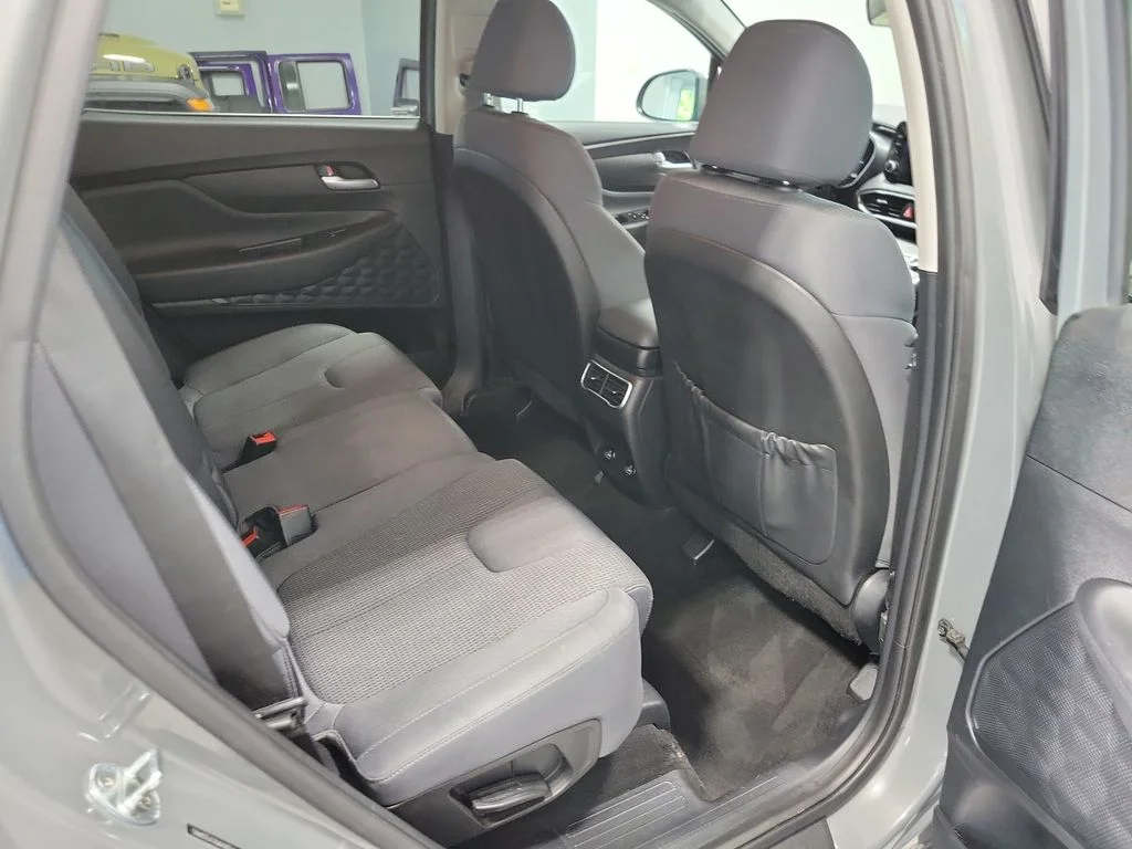 Certified Used 2021 Gray Hyundai SE image 11