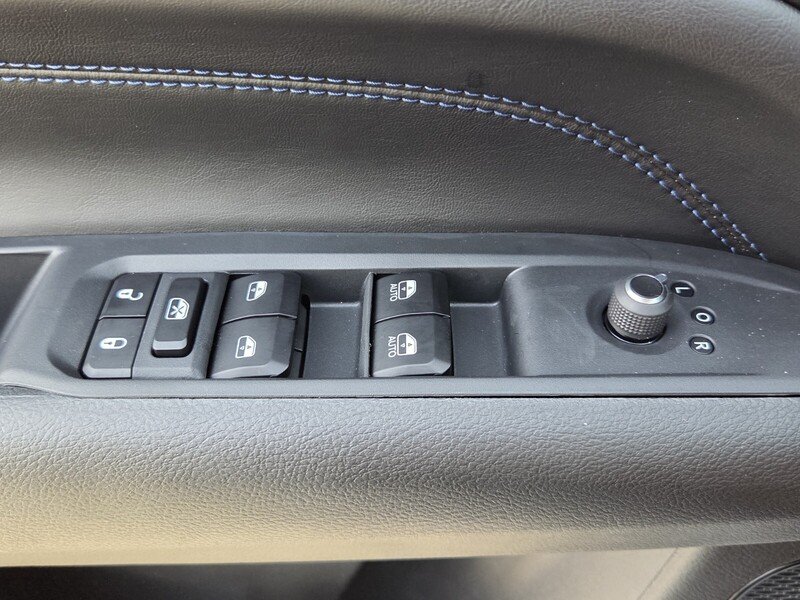 2026 Jeep Compass Altitude - Photo 17