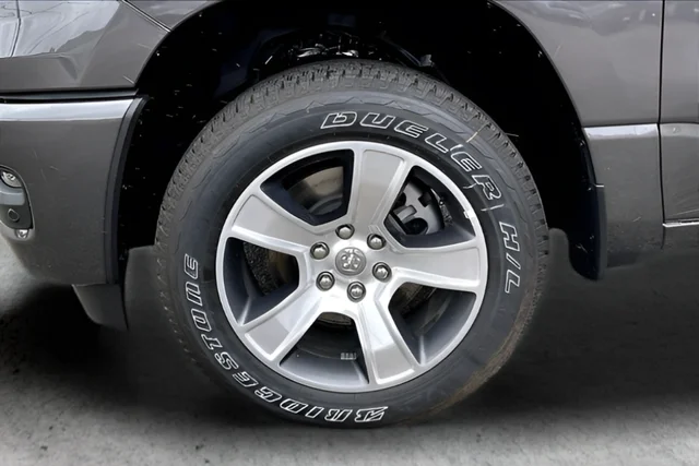 New 2026 Granite Crystal Metallic Clear-Coat Exterior Paint RAM Express image 12
