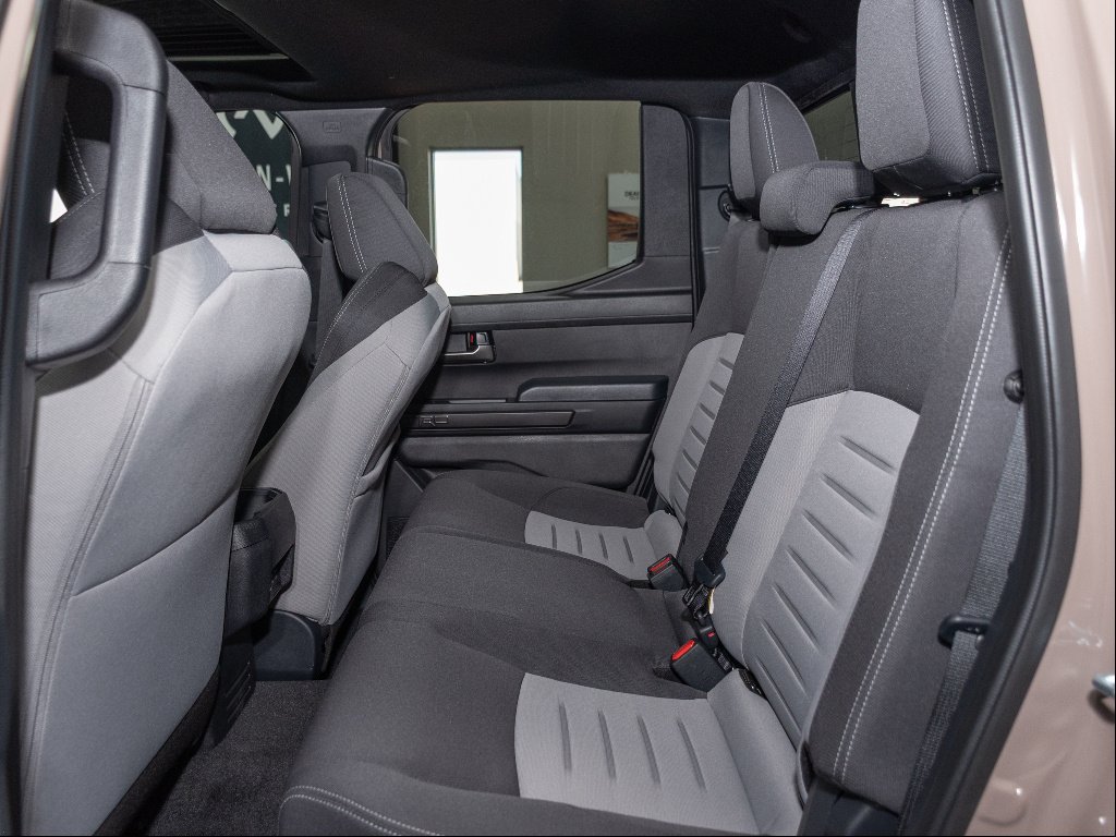 2026 Toyota Tacoma TRD Off Road - Photo 20