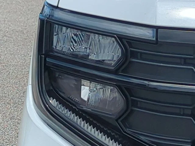 New 2026 Star White Metallic Tri-Coat Ford MAX Active image 10
