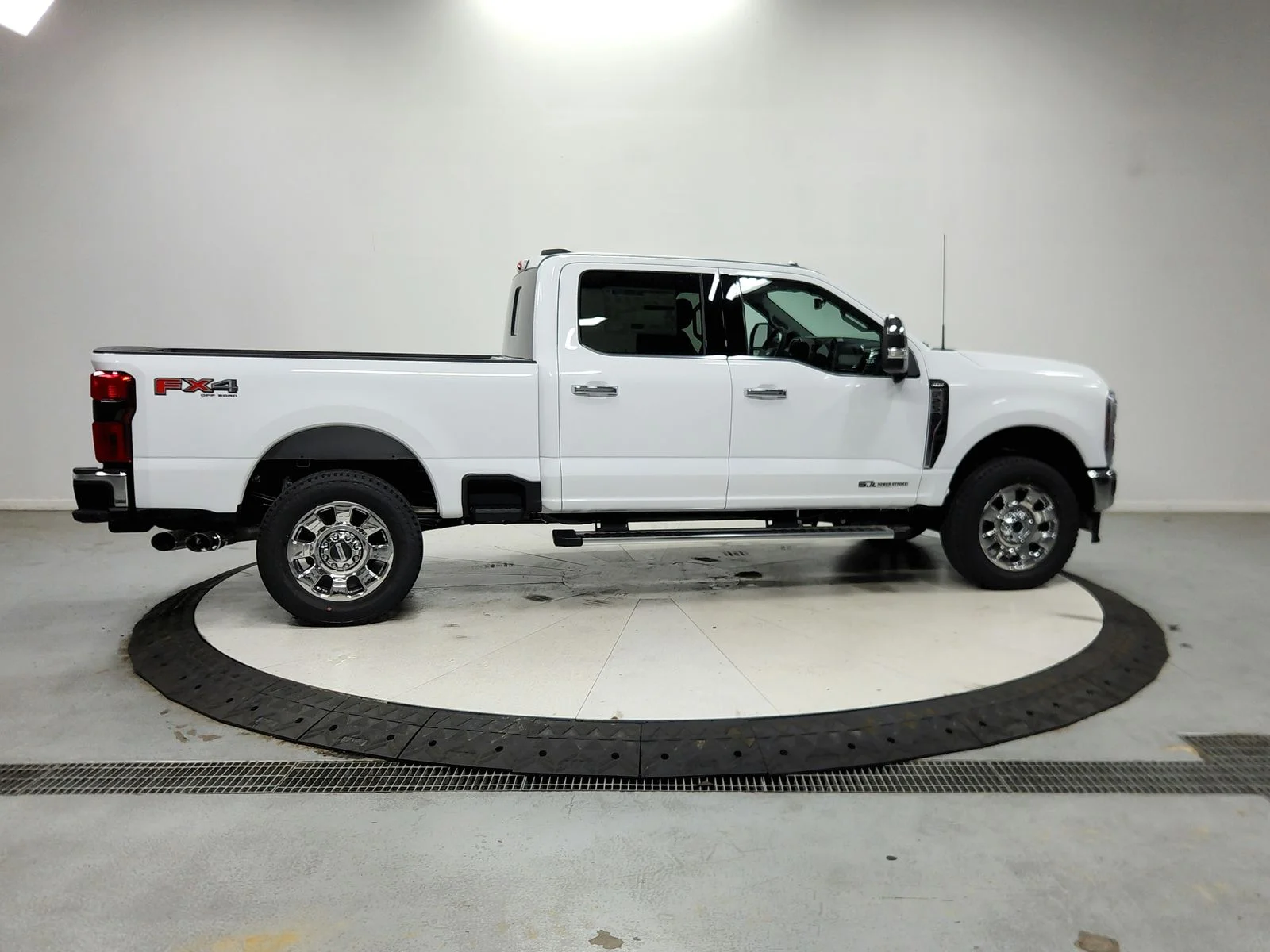 New 2026 Oxford White Ford F-250® Lariat® image 9