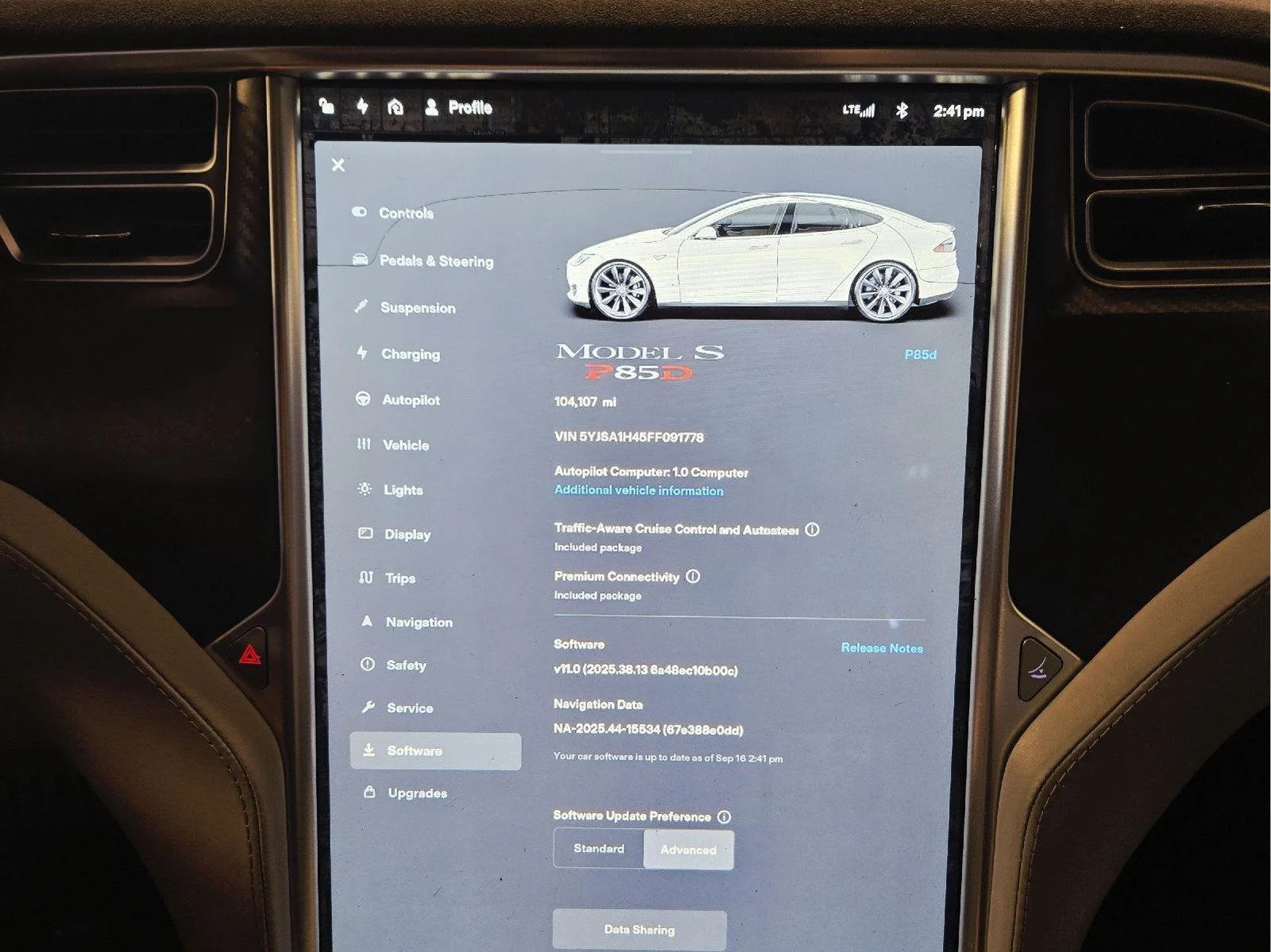 Used 2015 White Tesla P85D image 45
