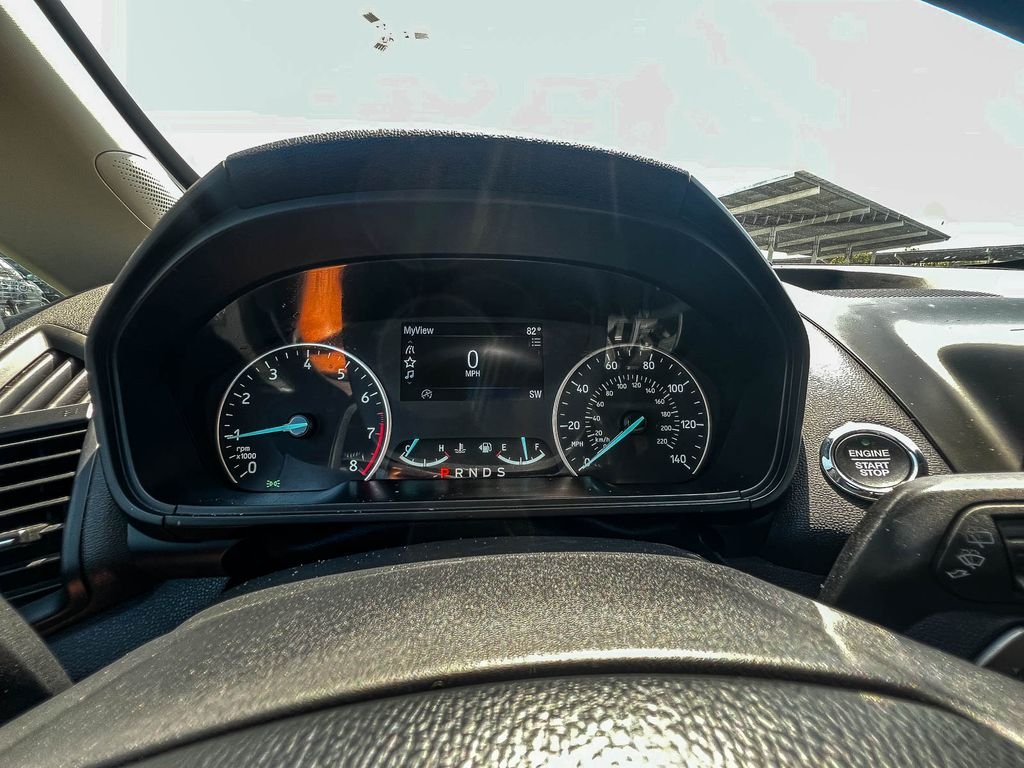 Used 2020 Gray Ford SE image 21