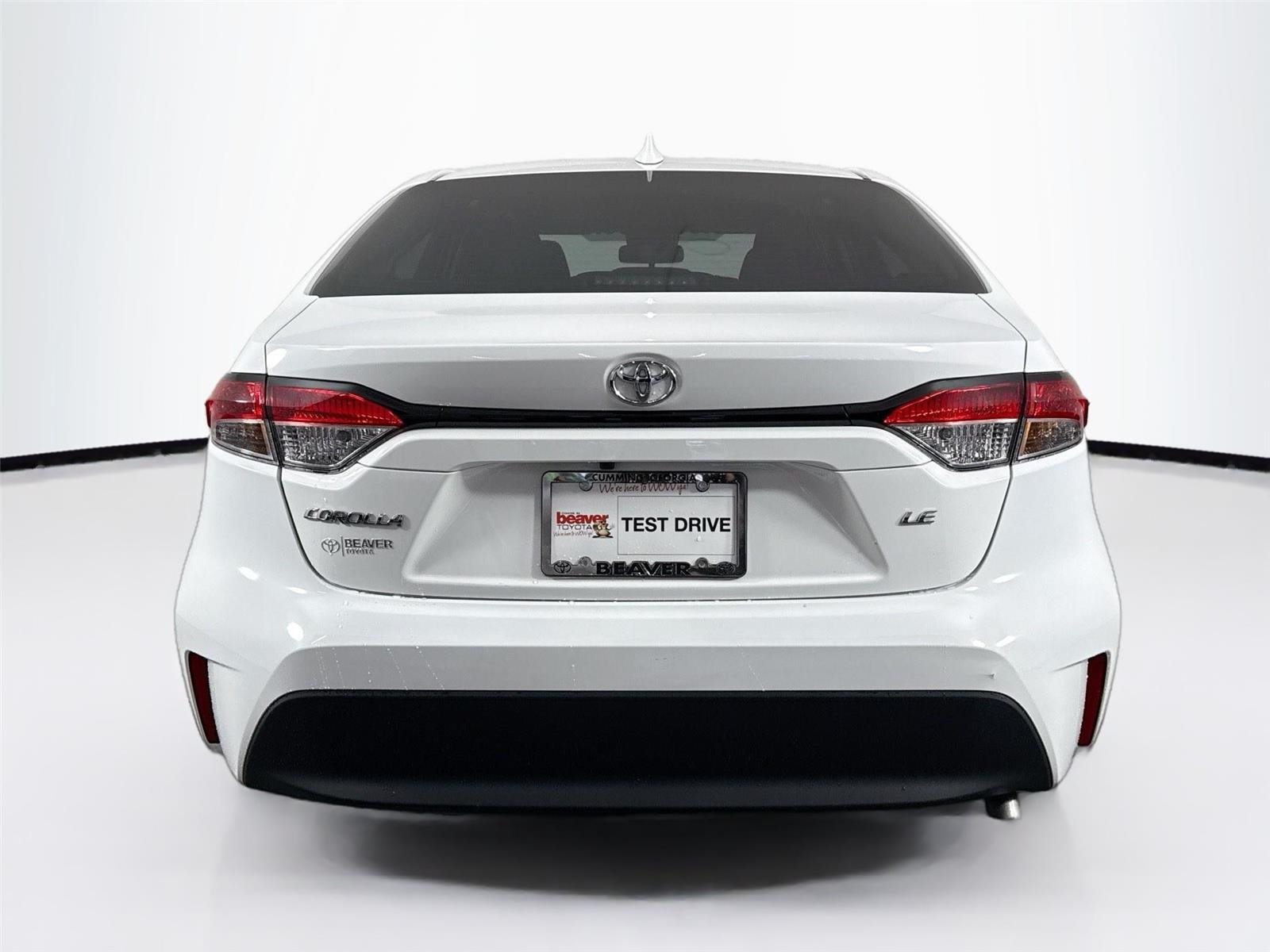 Used 2024 Ice Cap Toyota LE image 11