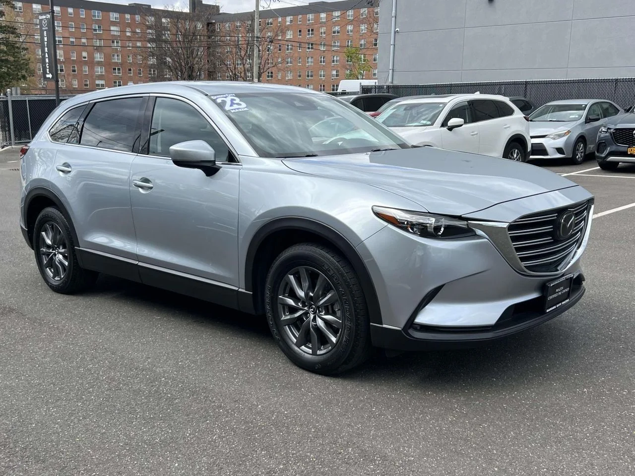 2023 Mazda CX-9 Touring AWD's photo