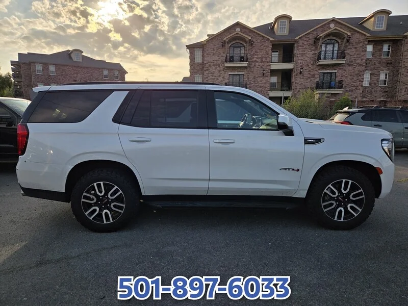 Used 2022 White Frost GMC AT4 image 4