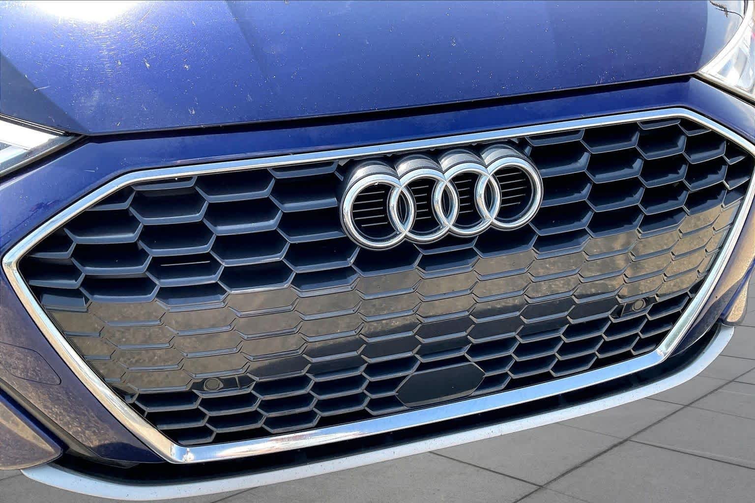 Used 2024 Navarra Blue Metallic Audi Premium image 29