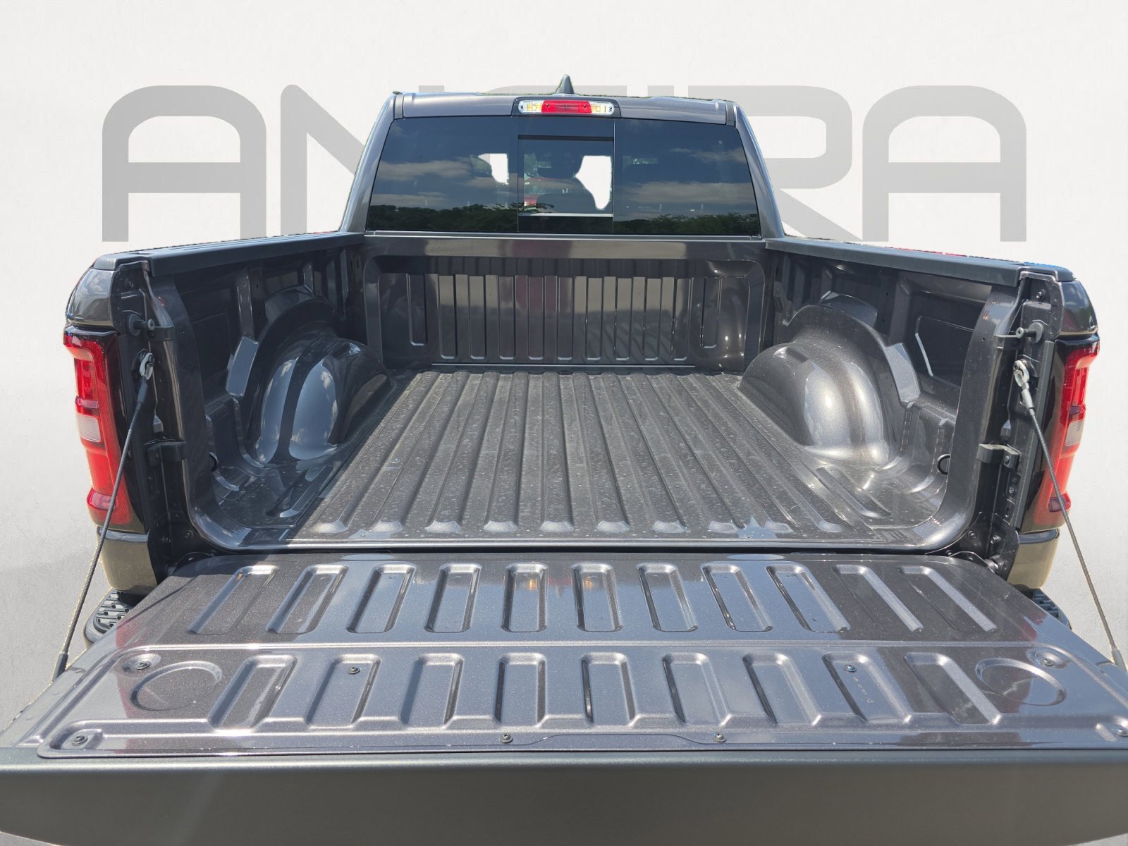 New 2026 Granite Crystal Metallic Clearcoat RAM Lone Star image 12