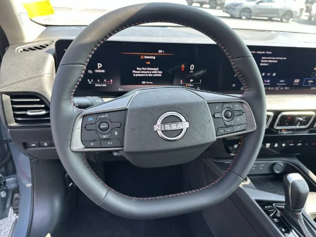 New 2026 Atlantic Gray Metallic / Super Black Two-tone Nissan SR image 20