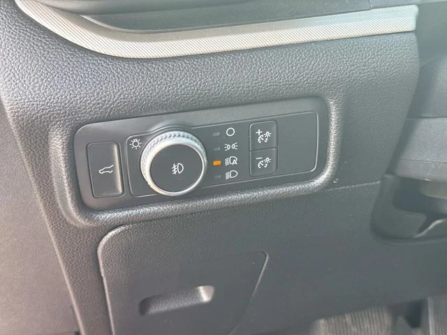 Used 2020 Red Ford XLT image 33