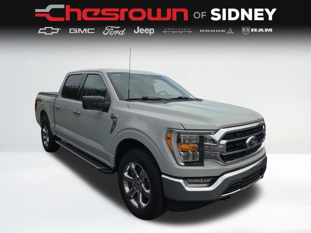 Used 2023 White Ford XLT image 3