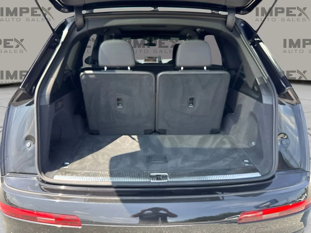 Used 2018 Black Audi 3.0T Prestige image 27