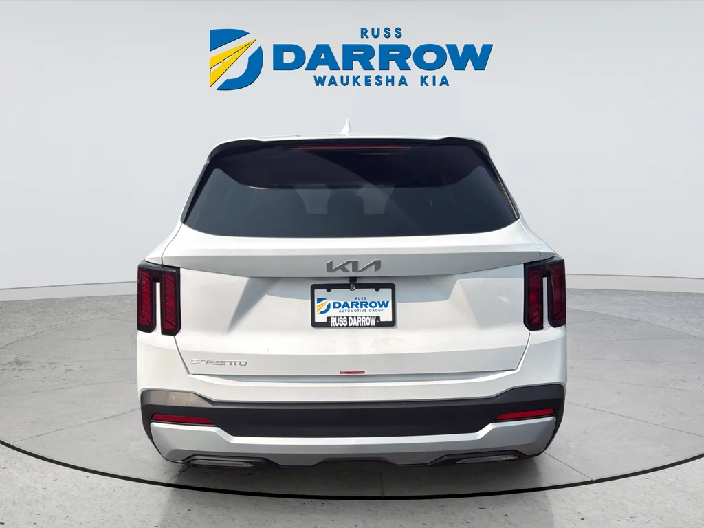 New 2026 Glacial White Pearl Kia LX image 4