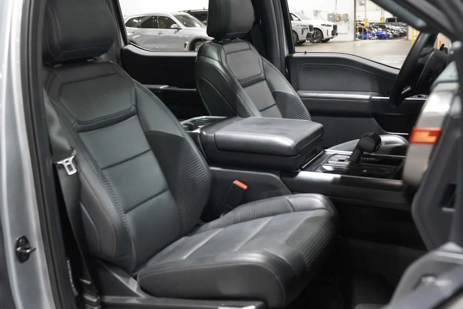 Used 2023 Iconic Silver Metallic Ford Raptor image 11