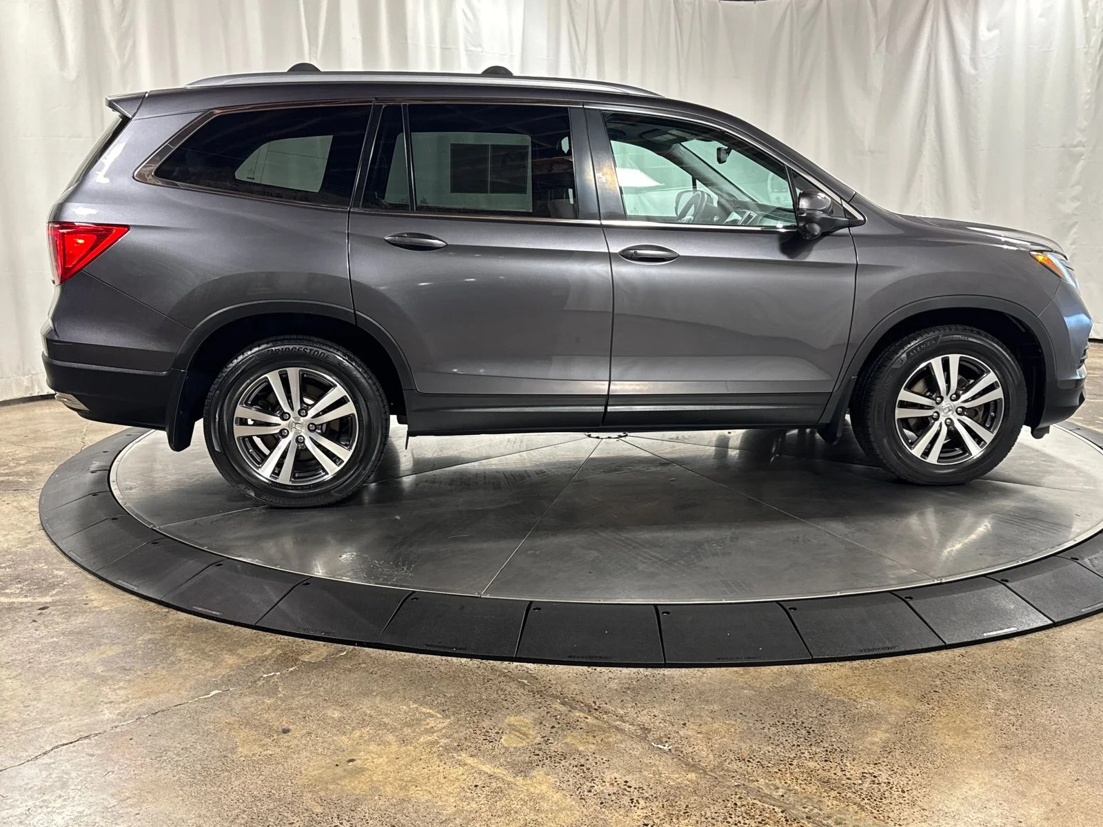 Used 2018 Modern Steel Metallic Honda EX-L image 6