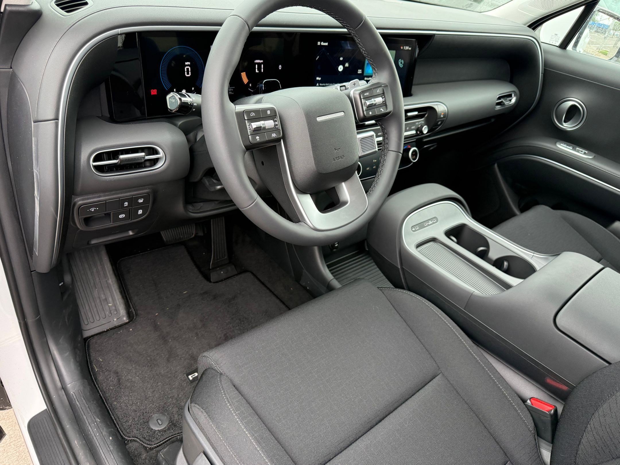 New 2026 Creamy White Pearl Hyundai SE image 10