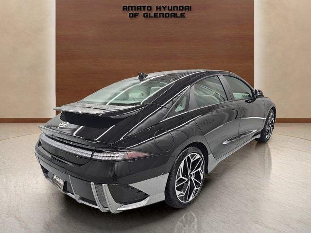 New 2025 Black Hyundai SEL image 6
