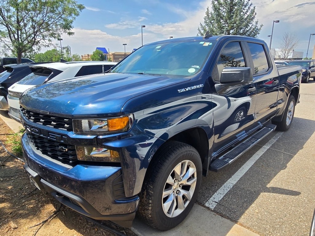 Used 2019 Northsky Blue Metallic Chevrolet Custom image 12