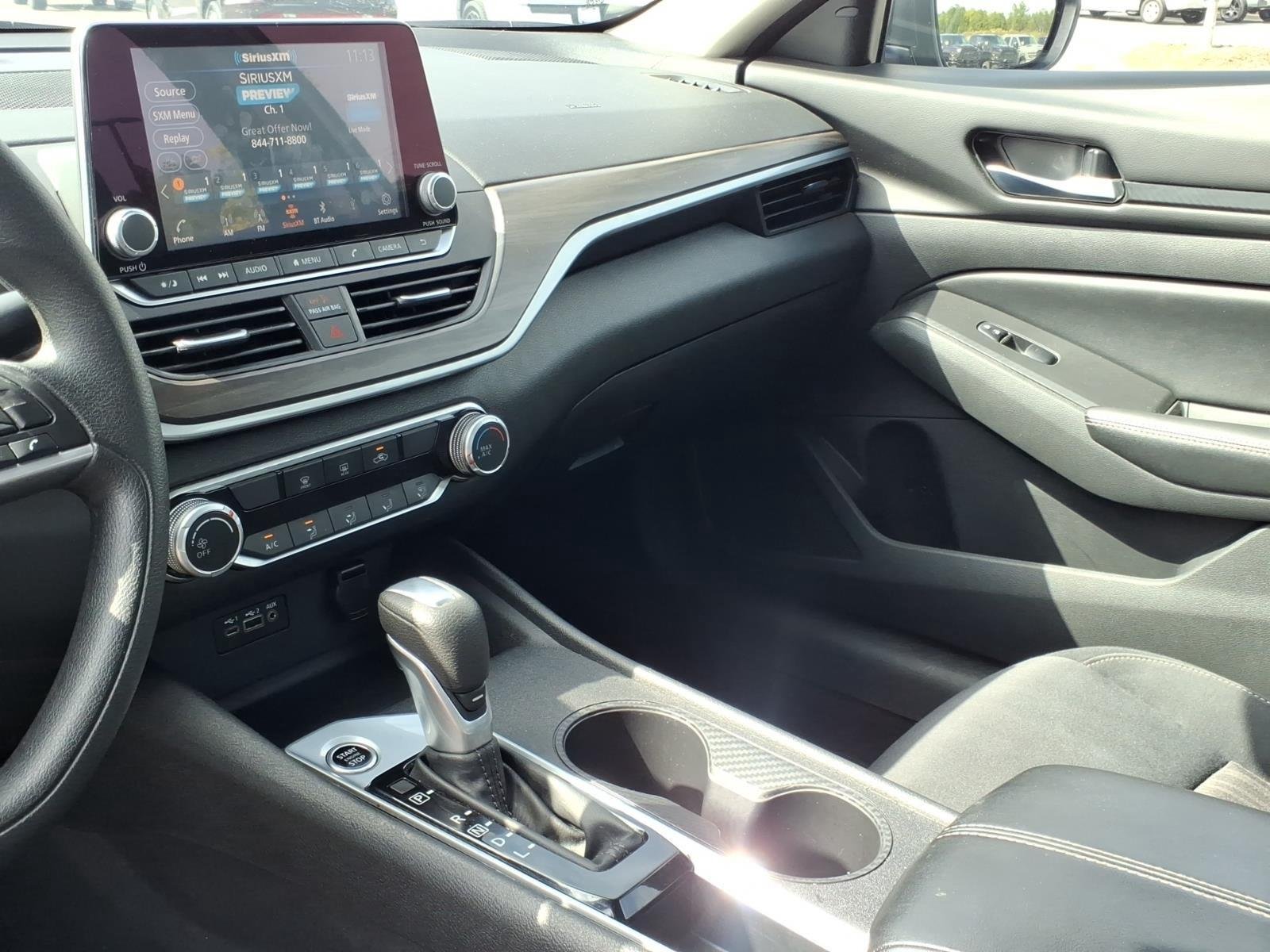 Used 2025 Gun Metallic Nissan SV image 20