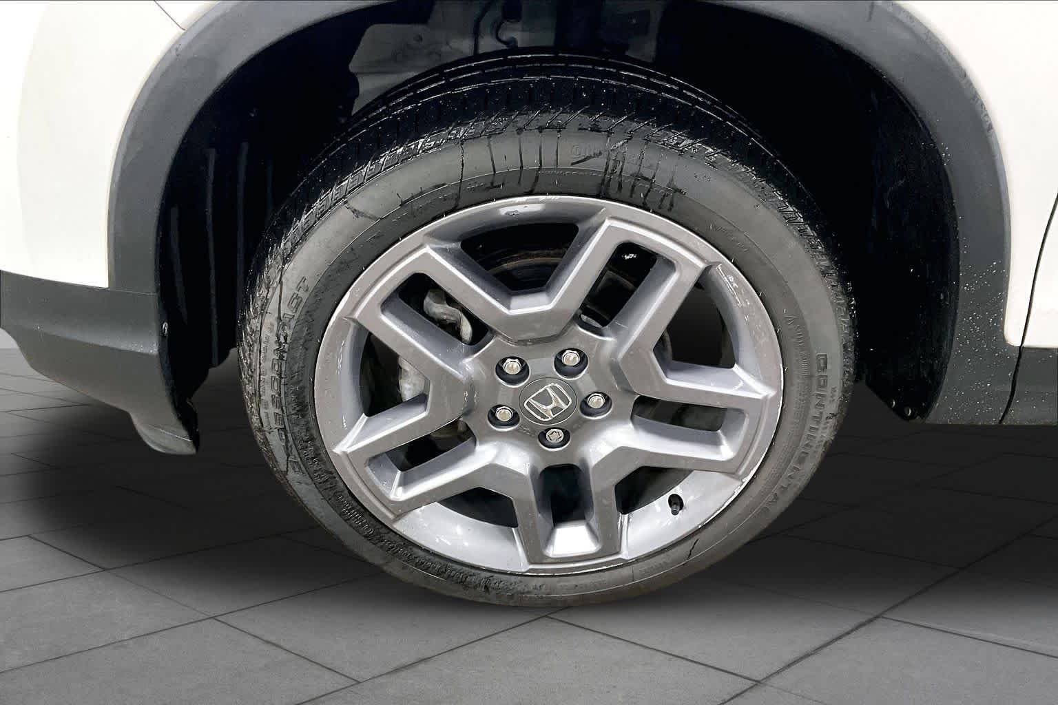 2023 Honda Passport EX-L - Photo 11