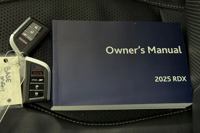 Used 2025 Urban Gray Pearl Acura Technology Package image 12
