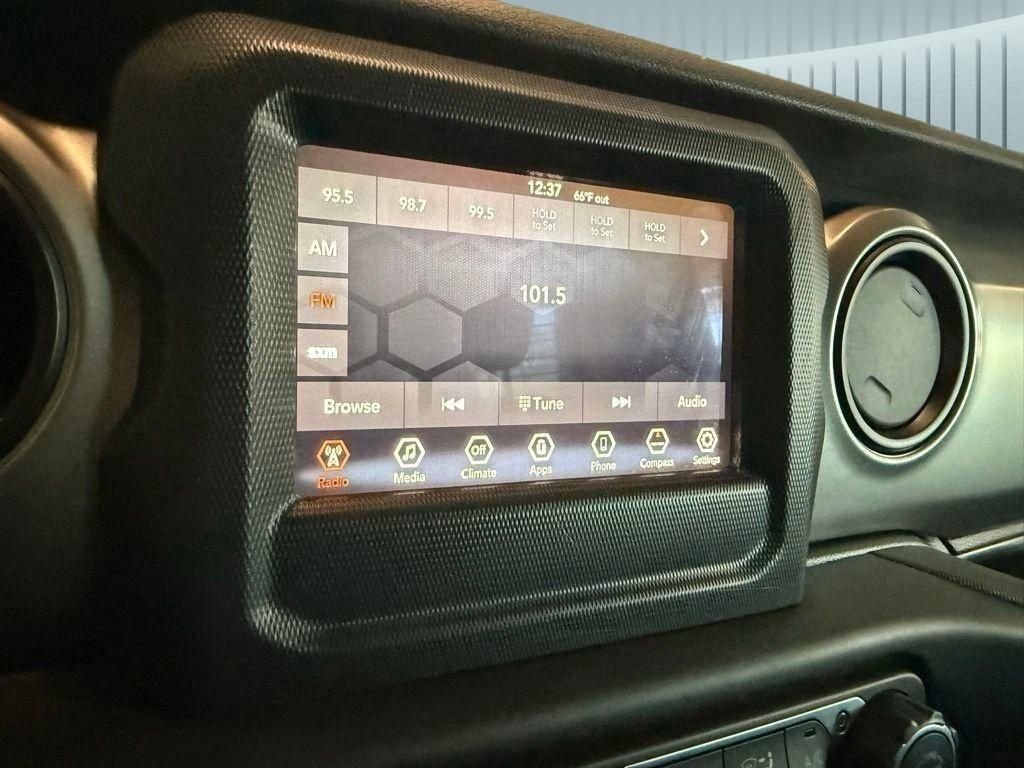 Used 2020 White Jeep Sport image 2
