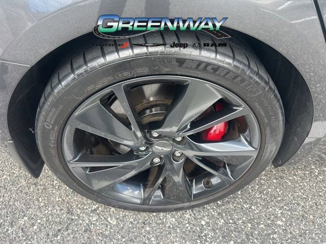 Used 2022 Himalayan Gray Genesis 3.3T image 8