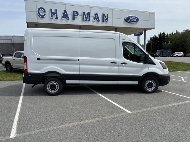 New 2026 Oxford White Ford Cargo Van image 8