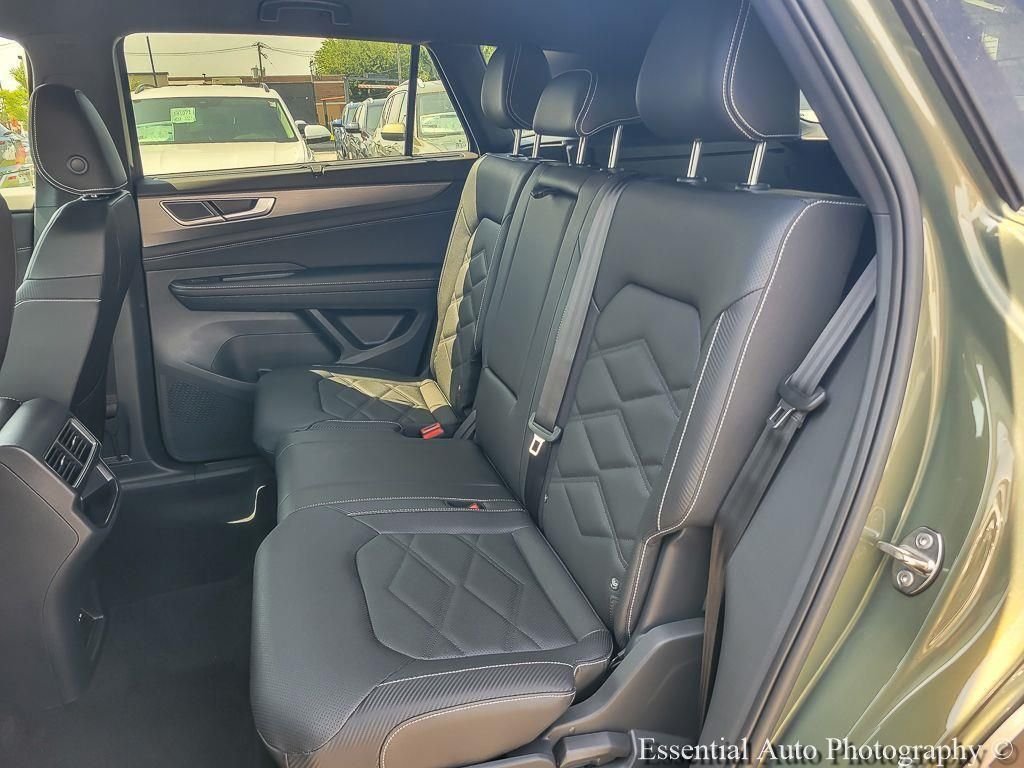 New 2026 Avocado Green Pearl Volkswagen 2.0T SE w/Technology image 9