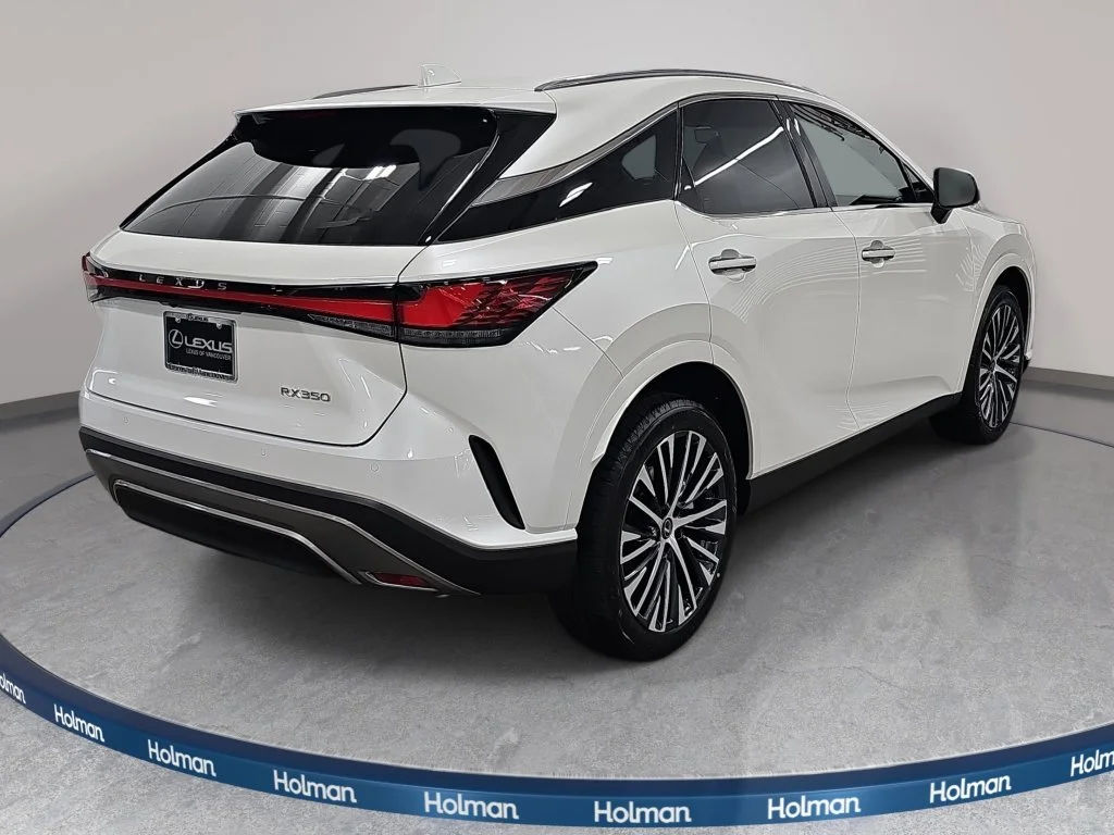 New 2026 Eminent White Pearl Lexus PREMIUM PLUS image 5