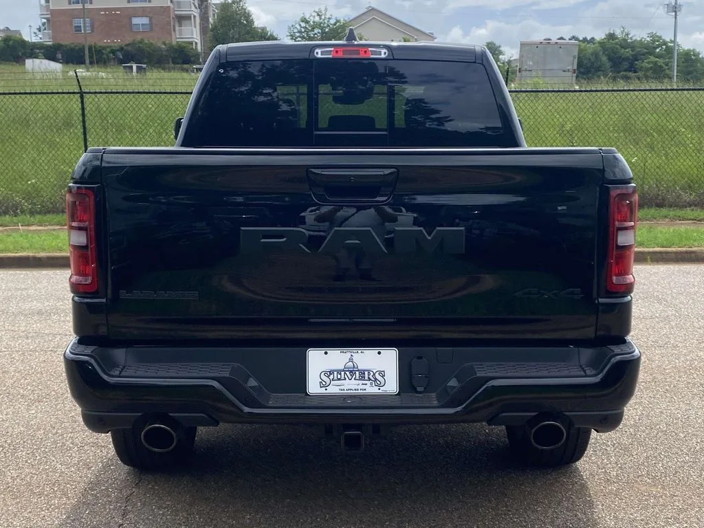 New 2026 Diamond Black Crystal Pearl-Coat Exterior Paint RAM Laramie image 5