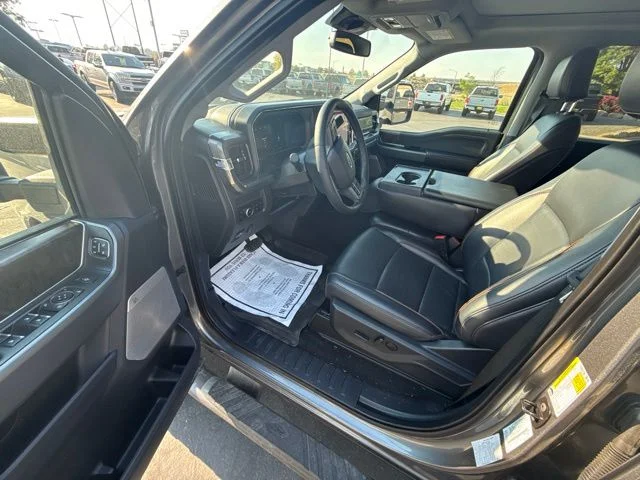 Used 2025 Gray Ford Lariat image 7