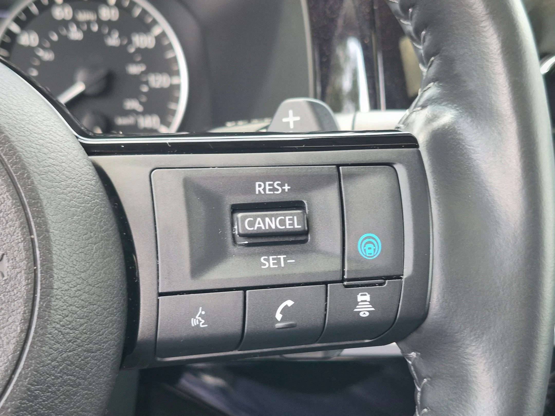 Used 2024 Super Black Nissan SL image 16