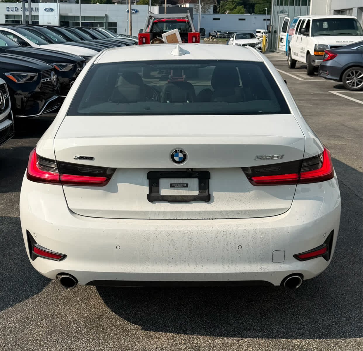 Used 2019 Alpine White BMW 330i xDrive image 4