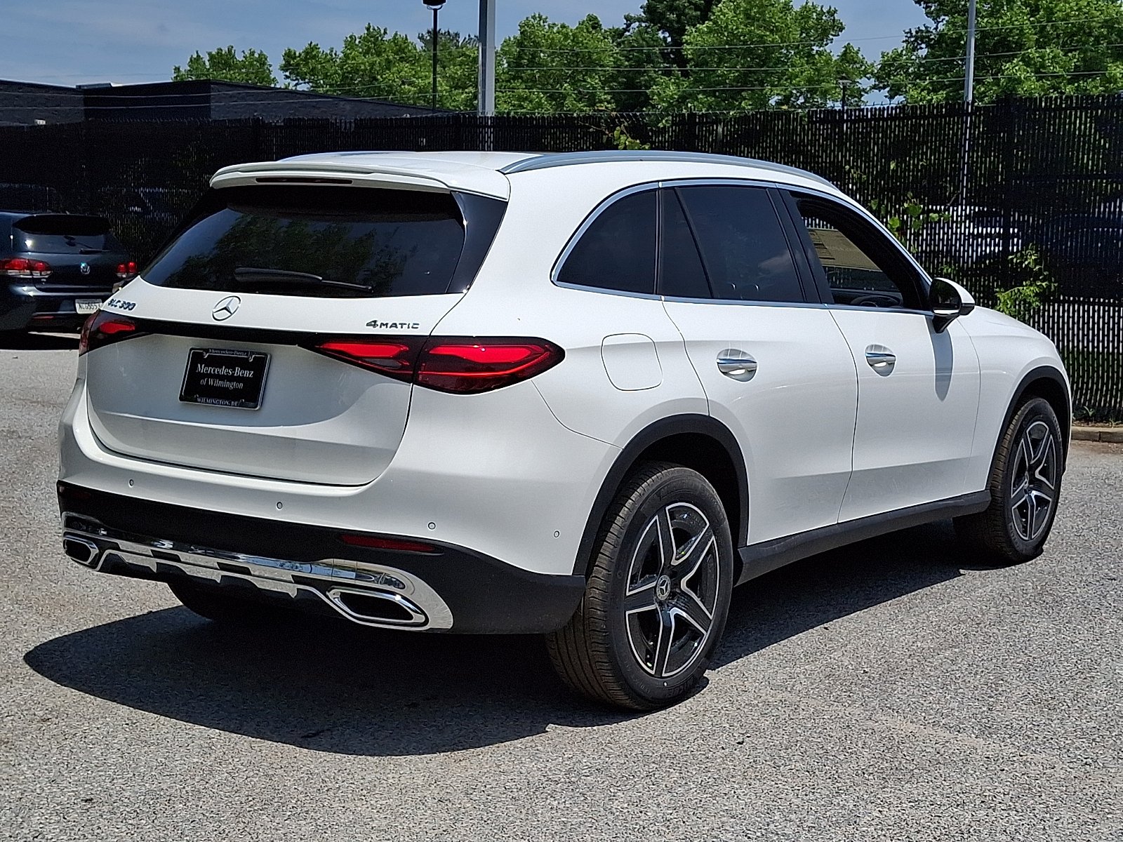 New 2026 Polar White Mercedes-Benz GLC 300 image 6