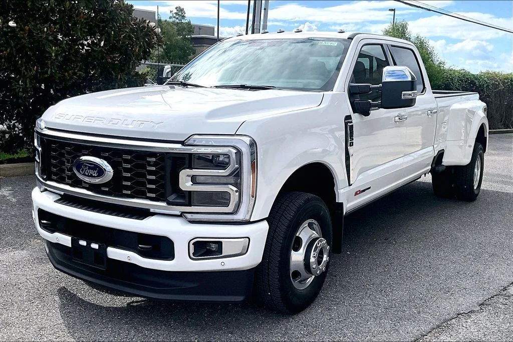2026 Ford Super Duty F-350 Platinum