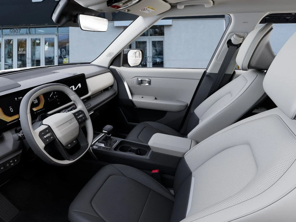 New 2027 White Kia EX image 17