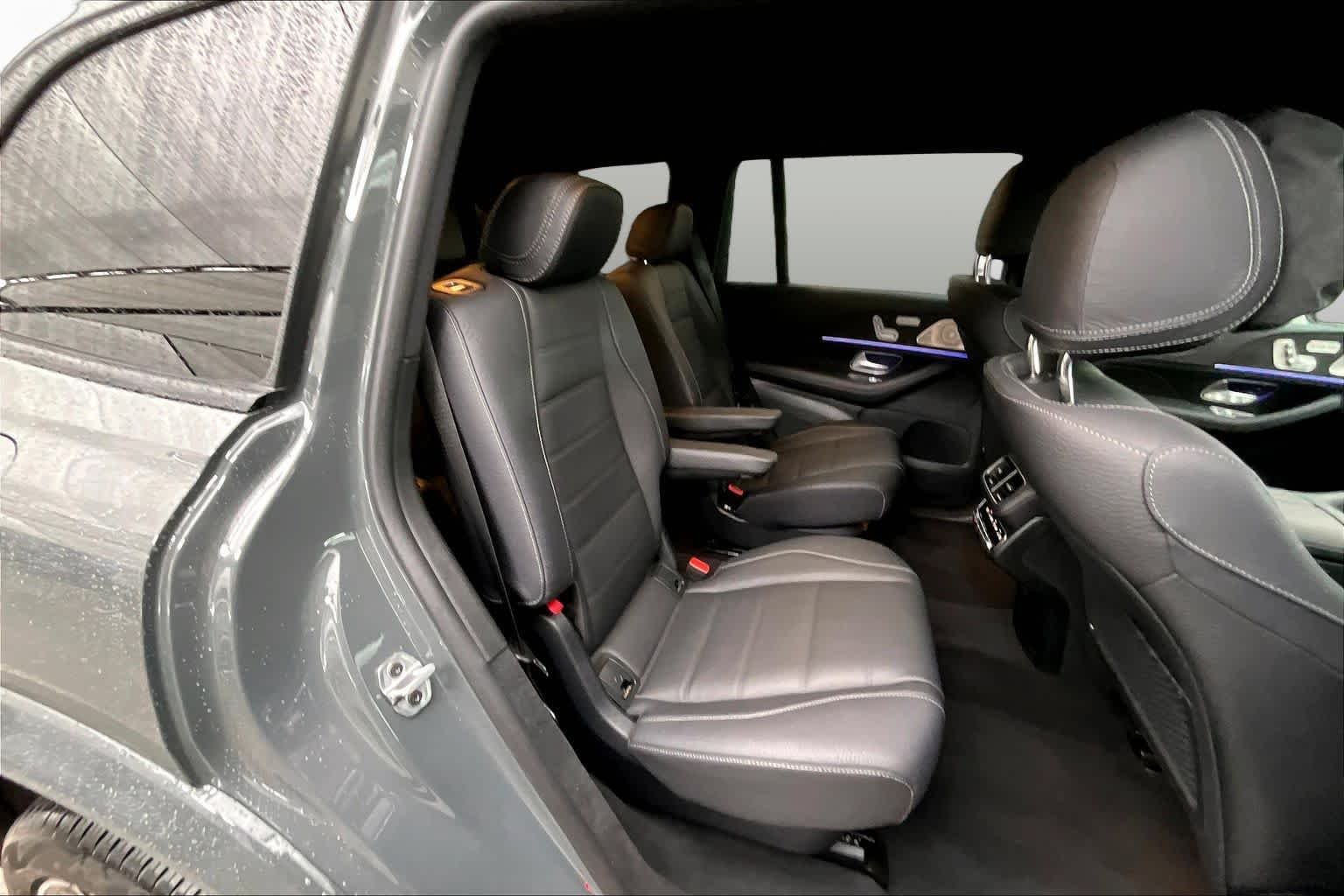 Used 2026 MANUFAKTUR Signature Silicon Grey Mercedes-Benz GLS 450 image 20