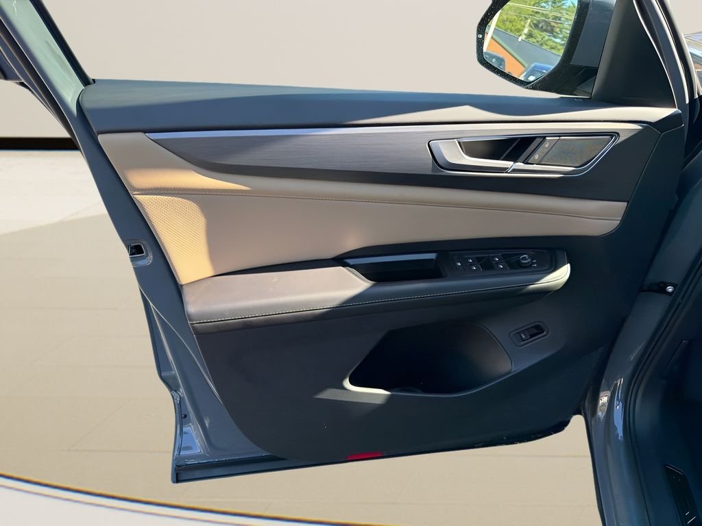New 2026 Pure Gray Volkswagen SE w/Technology image 10