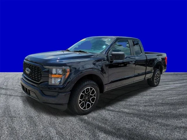 Used 2023 Blue Ford XL image 8